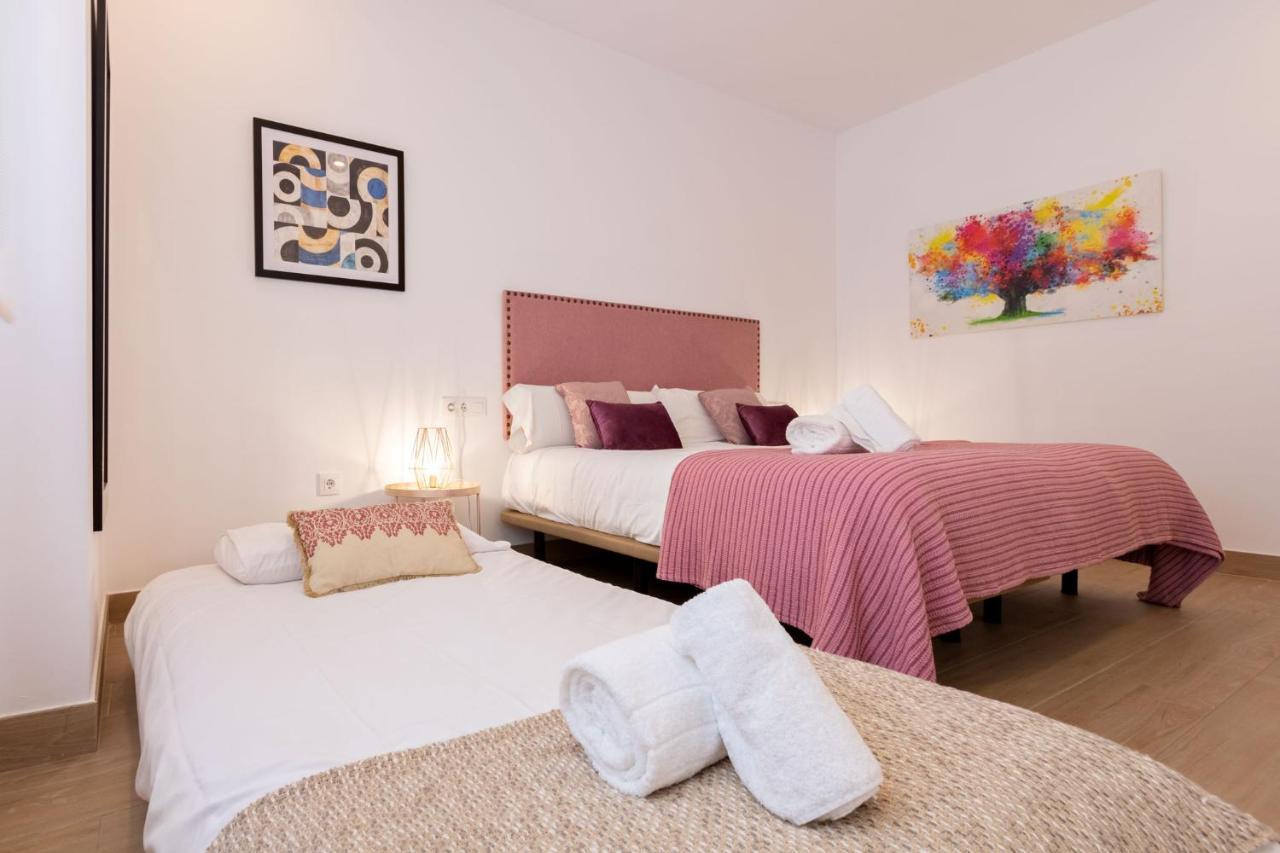 Nine O'Clock Metrosol Apartment Севиля Екстериор снимка