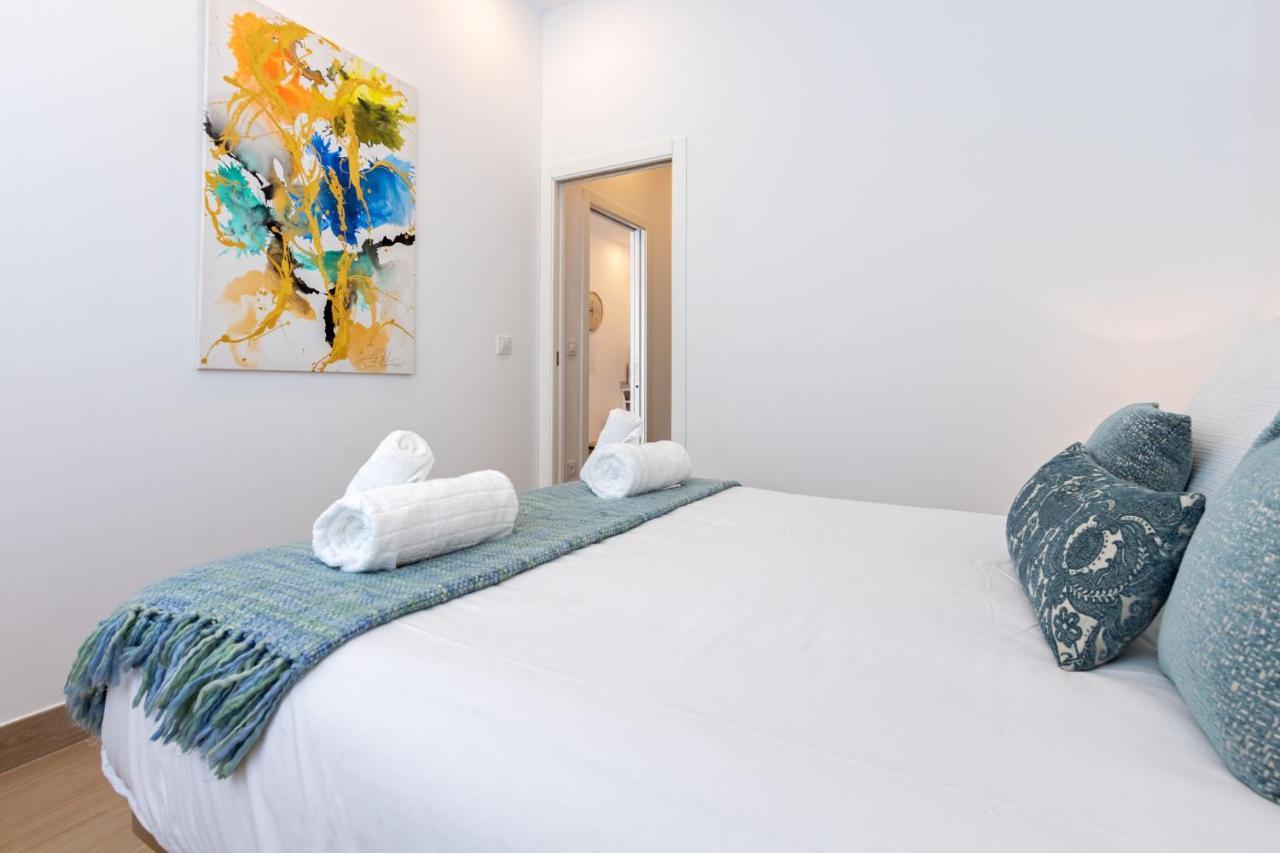 Nine O'Clock Metrosol Apartment Севиля Екстериор снимка