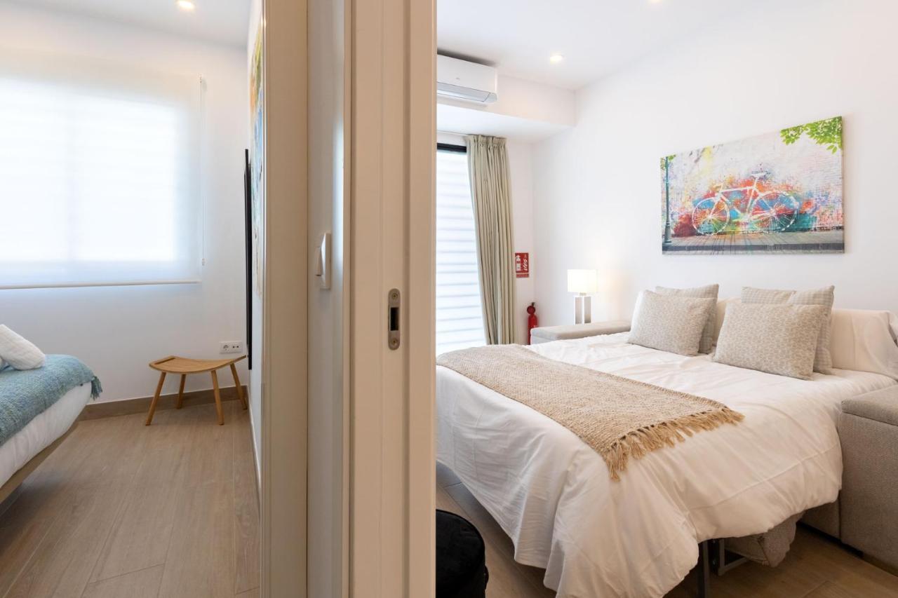 Nine O'Clock Metrosol Apartment Севиля Екстериор снимка